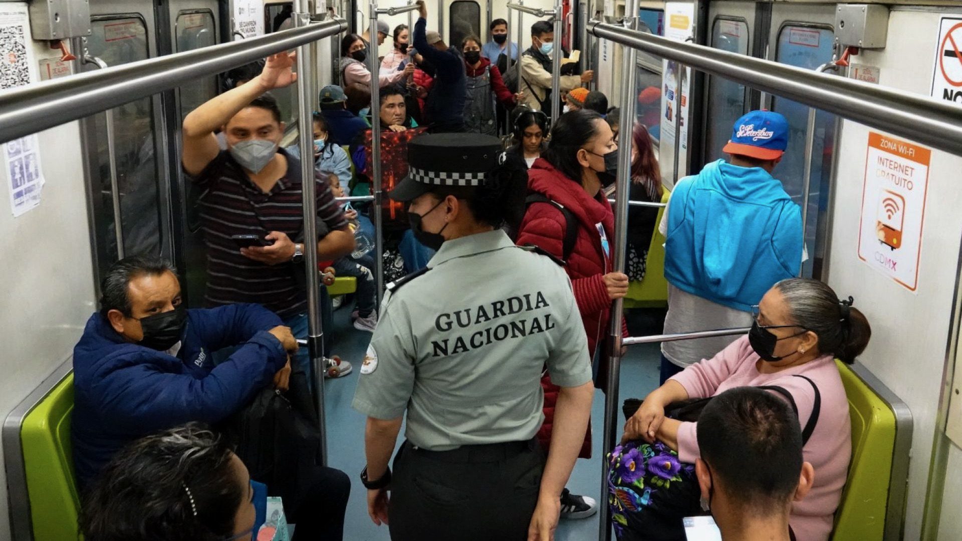 Hay 5 mil 940 elementos de la Guardia Nacional desplegados en el Metro: Sedena