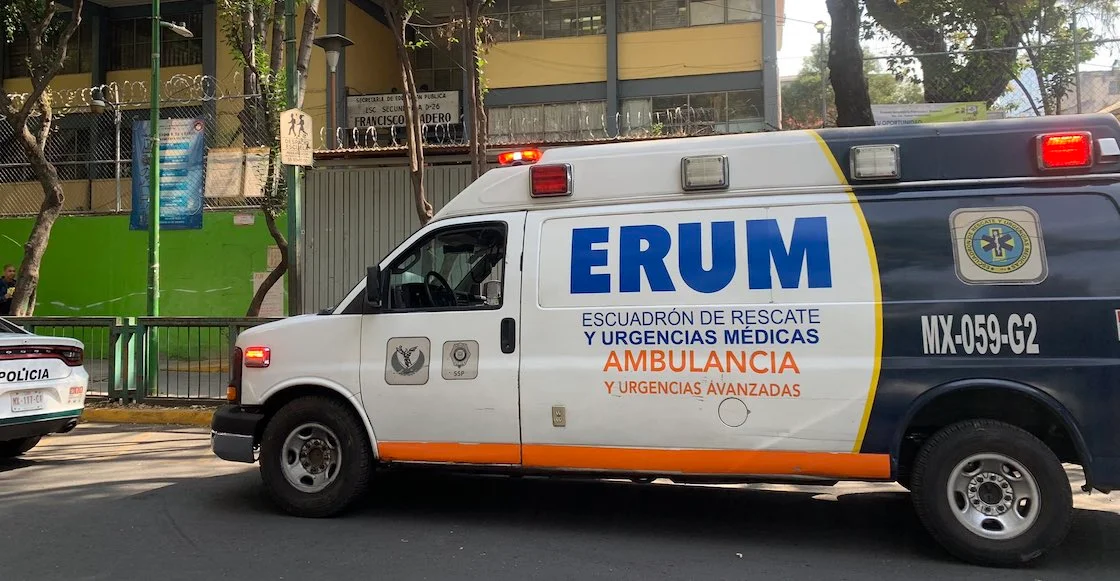 5 estudiantes de secundaria en CDMX fueron hospitalizados tras ingerir medicamento controlado