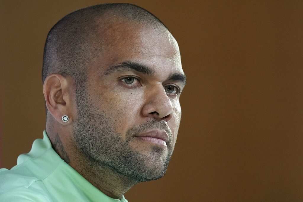 Detienen a Dani Alves en Barcelona para declarar por presunta agresión sexual