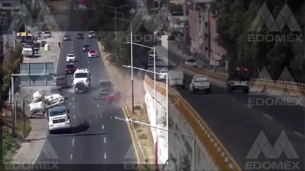 Trabajador de limpia salió volando de camión de basura tras choque en Edomex #VIDEO