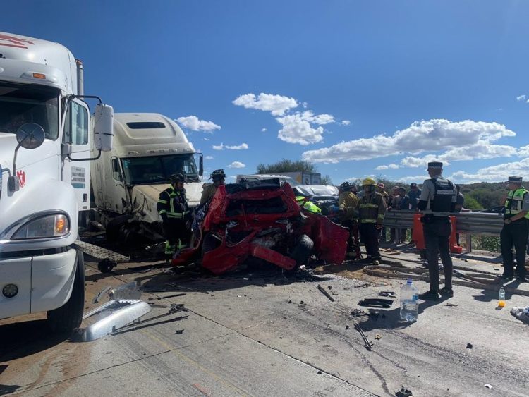 Fuerte accidente en la México-Querétaro