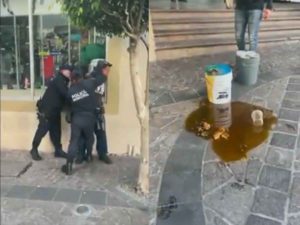 Captan abuso policial contra un vendedor de miel en Michoacán #VIDEO