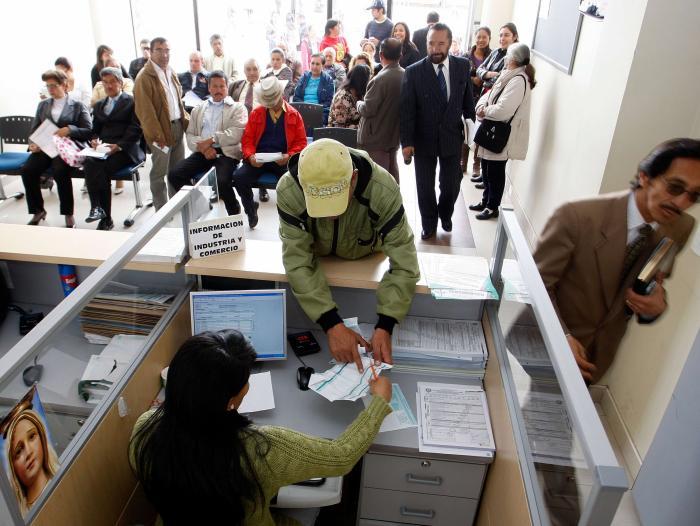 Tenencia, predial, agua y otros impuestos tendrán descuento en la CDMX