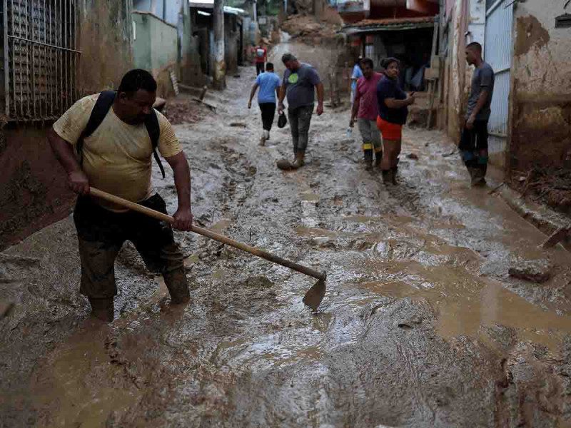 Temporal en Brasil deja 50 muertos