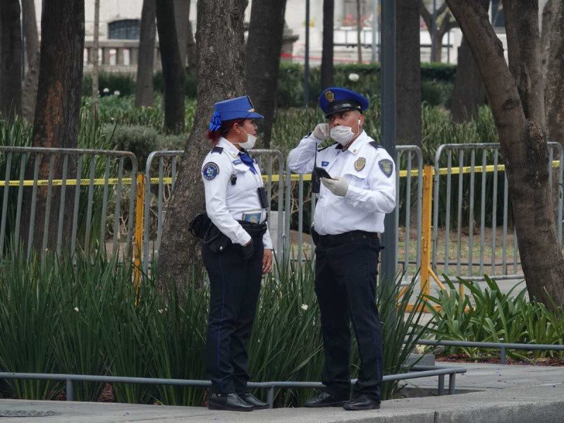 Encuentran muerto en Alameda Central; Fiscalía investiga