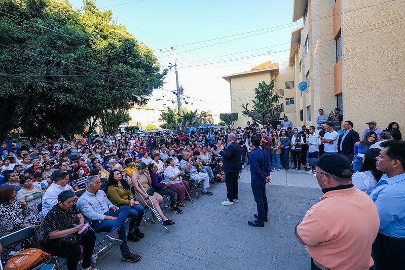En Jalisco rehabilitan espacios públicos y de las unidades habitacionales de El Sauz