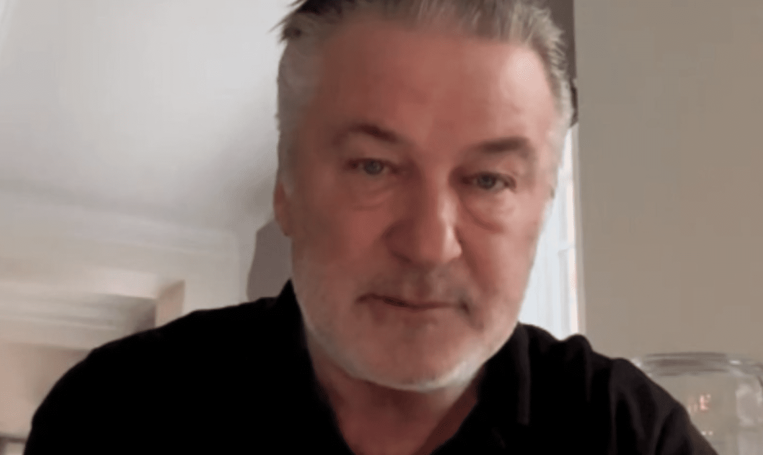 Retiran cargos contra Alec Baldwin, tras homicidio involuntario en ‘Rust’