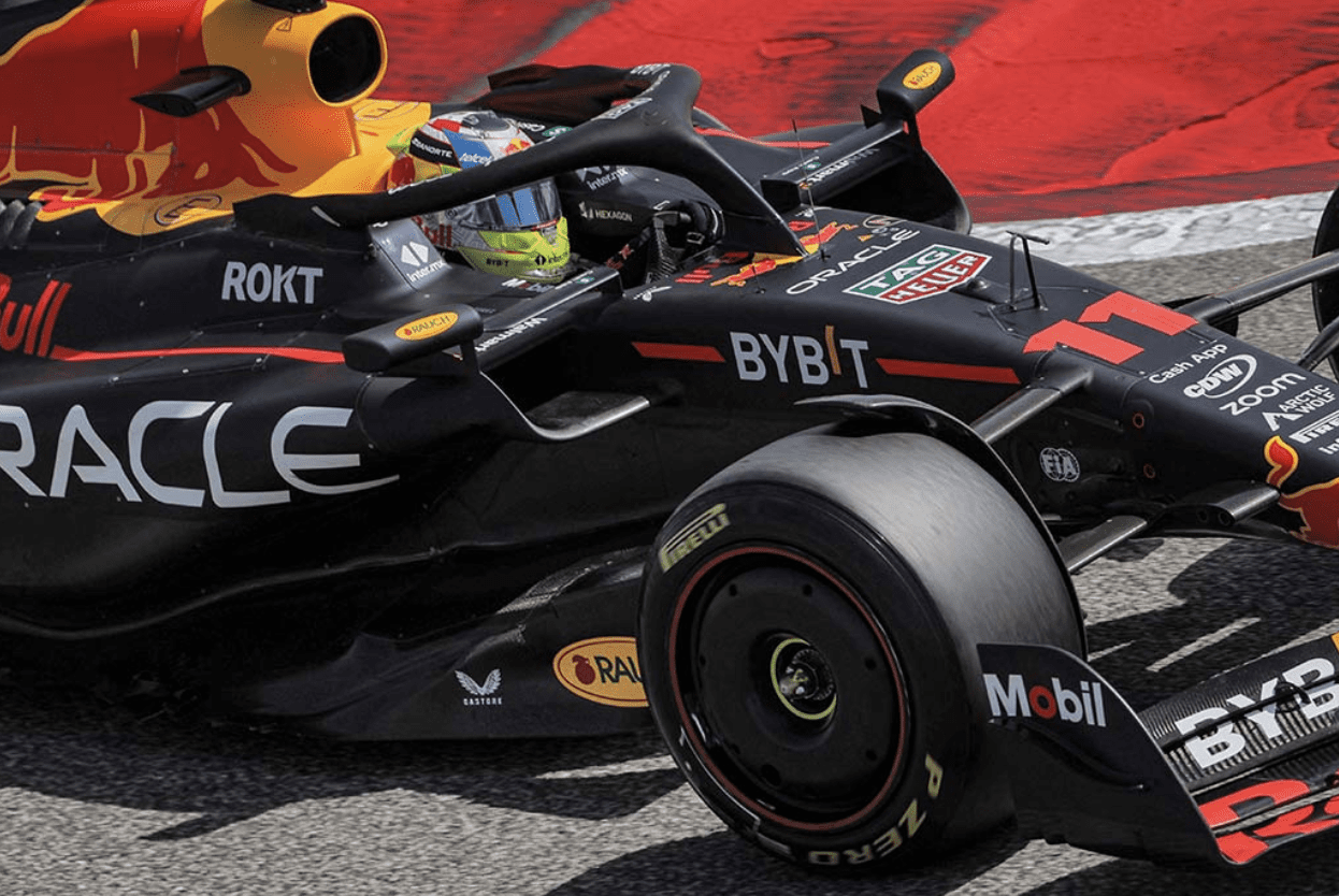 ‘Checo’ Pérez se estrena en Bahréin