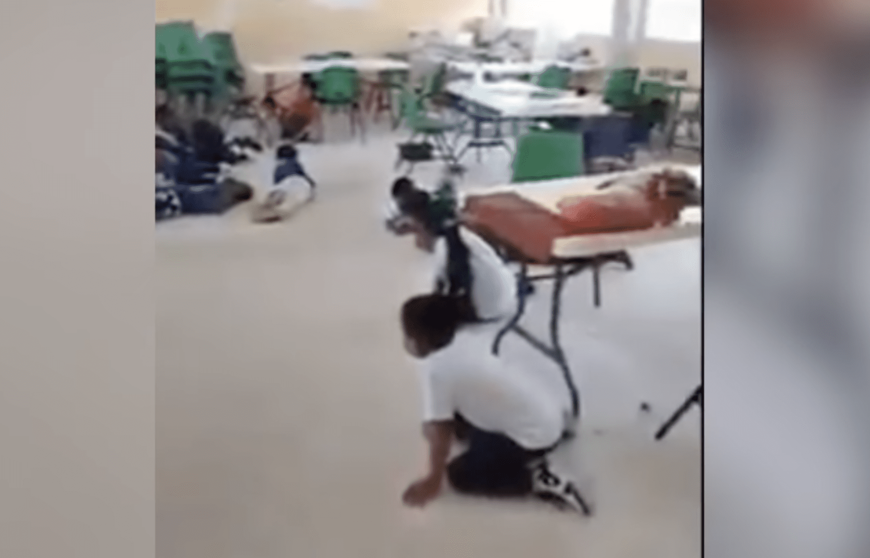 Niños en peligro por balacera en Chiapas