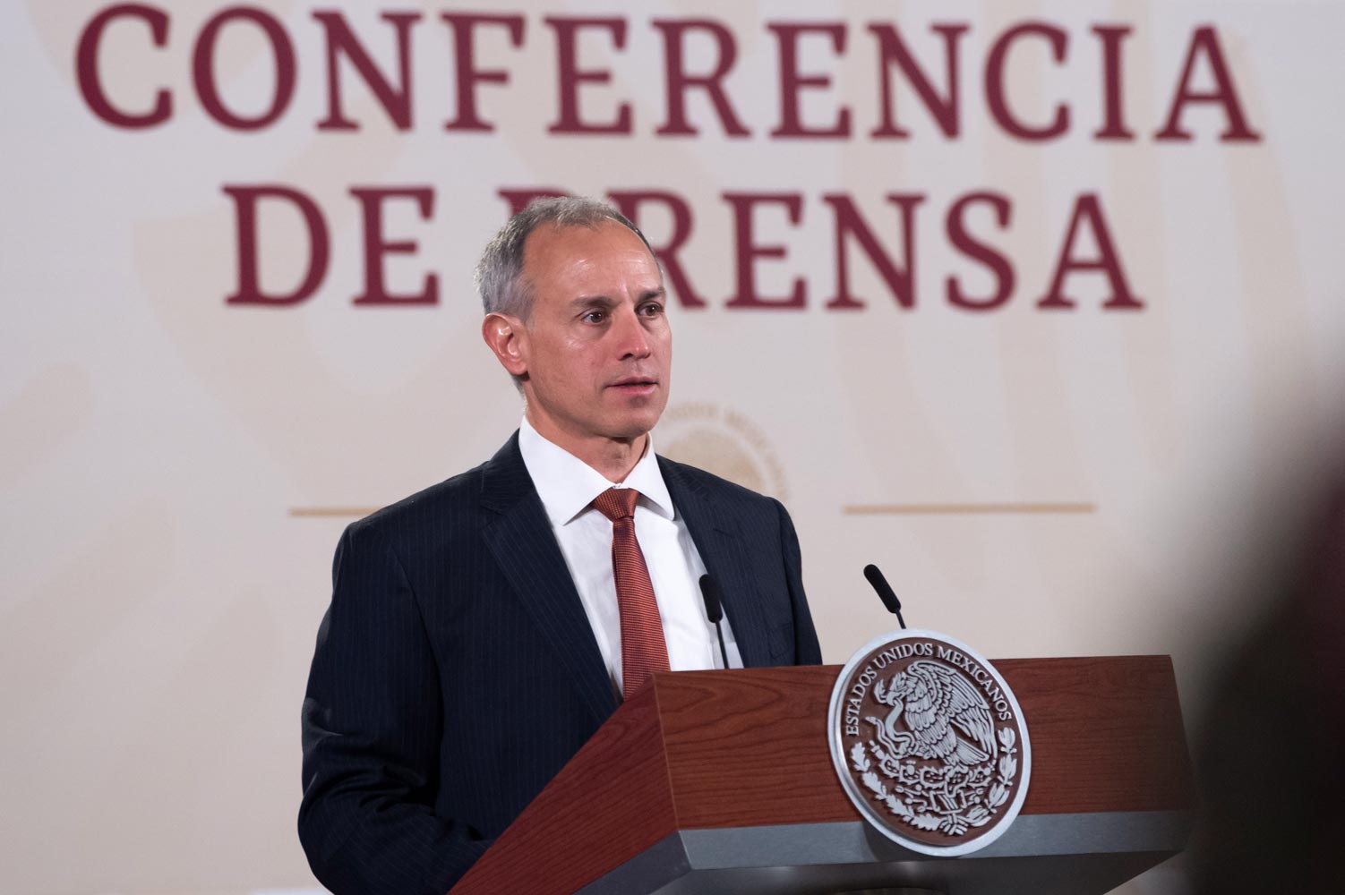 Contagios por COVID 19 van a la baja