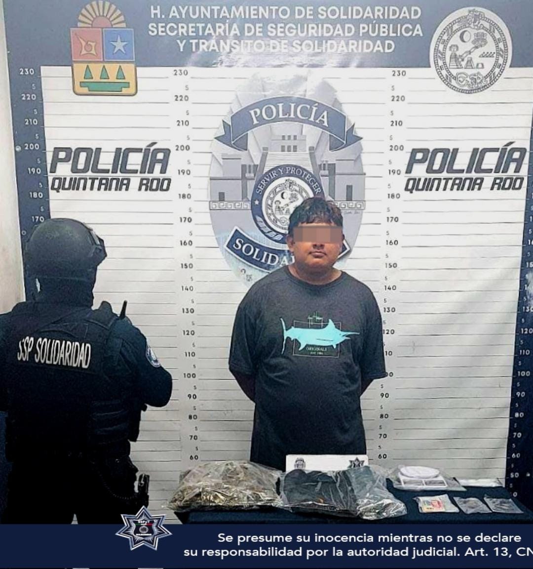 Policías de Playa del Carmen aseguran 107 envoltorios de marihuana