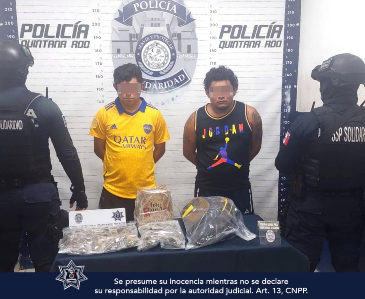 Policías de Playa del Carmen detienen a tres sujetos con marihuana