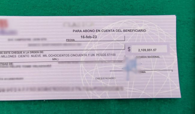 Aseguran cheques en el Aeropuerto de Toluca por más de 2 millones de pesos