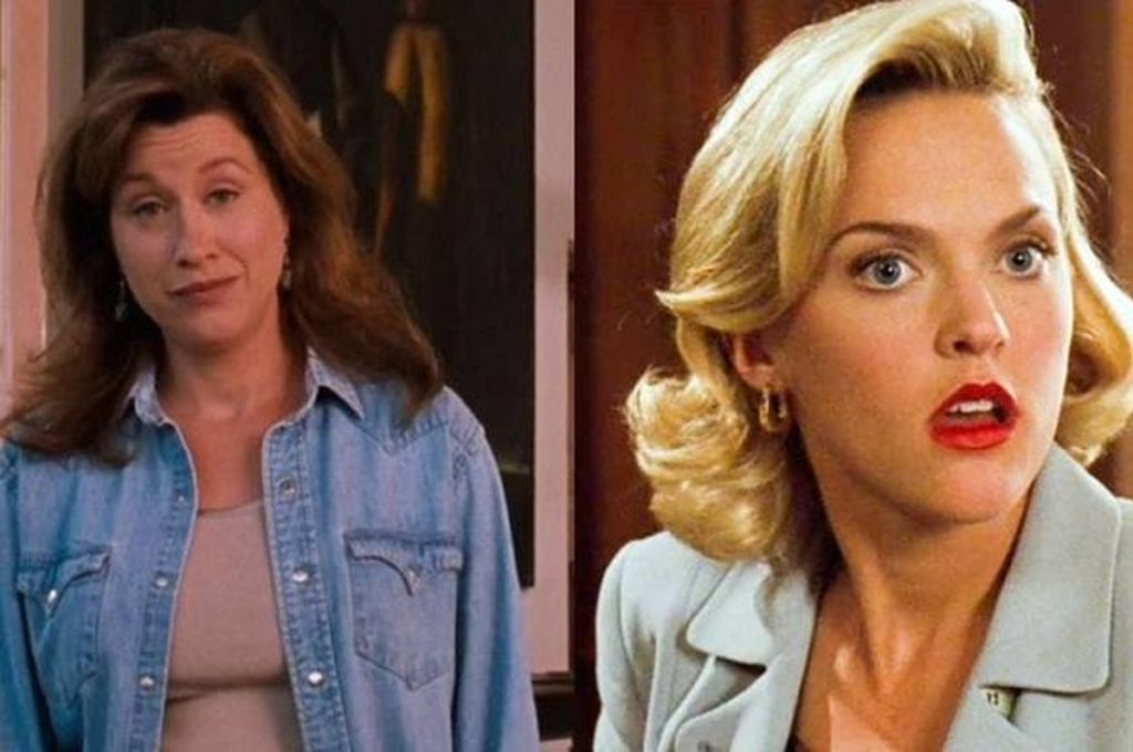 Las actrices Lisa Ann Walter & Elaine Hendrix, interpretando los roles de Chessy y Meredith Blake, en "Juego de Gemelas".