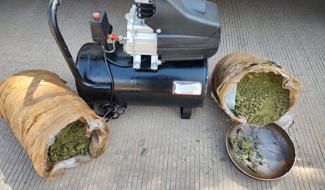 En una paquetería de Sinaloa aseguran mariguana