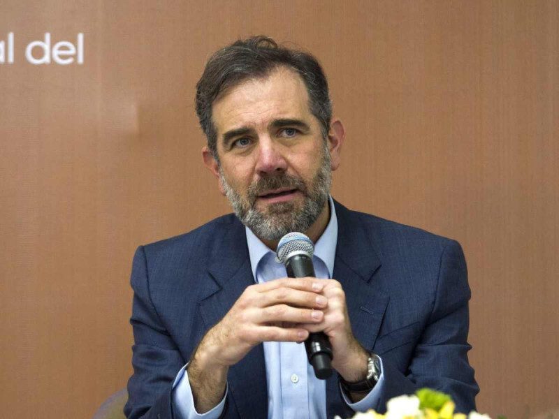 Reclaman diputados: Terna para relevo de Córdova en el INE no puede ser solo de mujeres