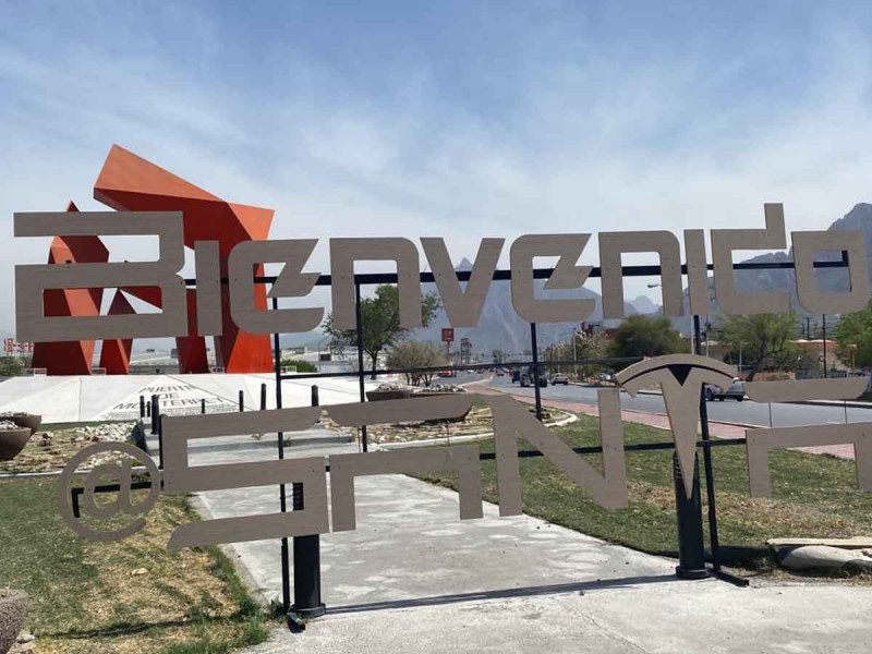 Con un ‘no dejen de tomar cerveza’ surgió la idea de Tesla en NL