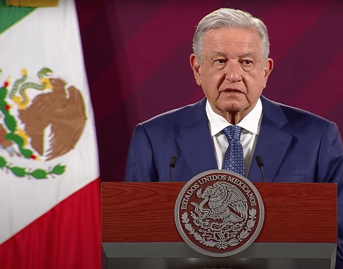 Pese a criticas, AMLO afirma que finalistas del INE serán mejores