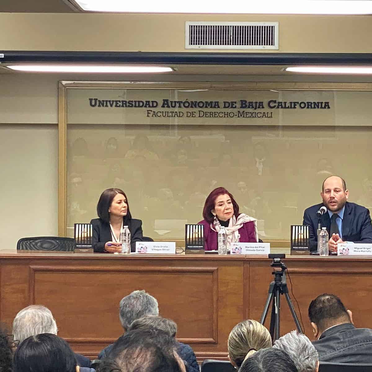 Presenta Miguel Ángel Mora, Marina del Pilar Olmeda y Elvia Oralia Villegas, libro de derechos humanos en Baja California