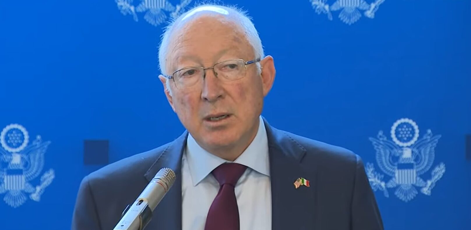 Los cárteles se tienen que desmantelar: Ken Salazar