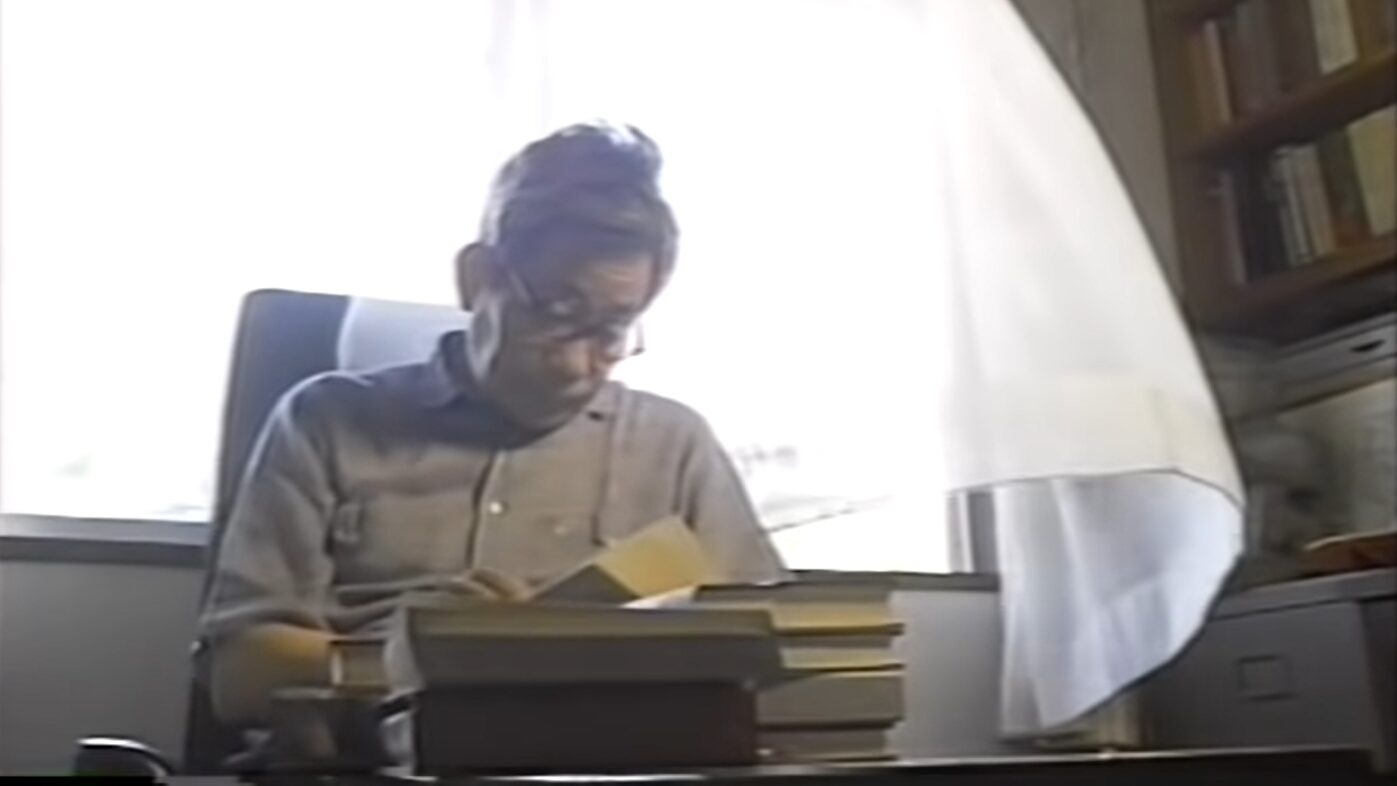 Falleció Kenzaburo Oe, Premio Nobel de Literatura