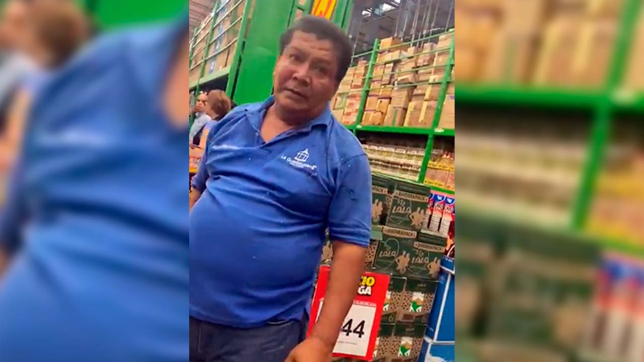 Sufre Acoso Mujer En Un Supermercado de Colima