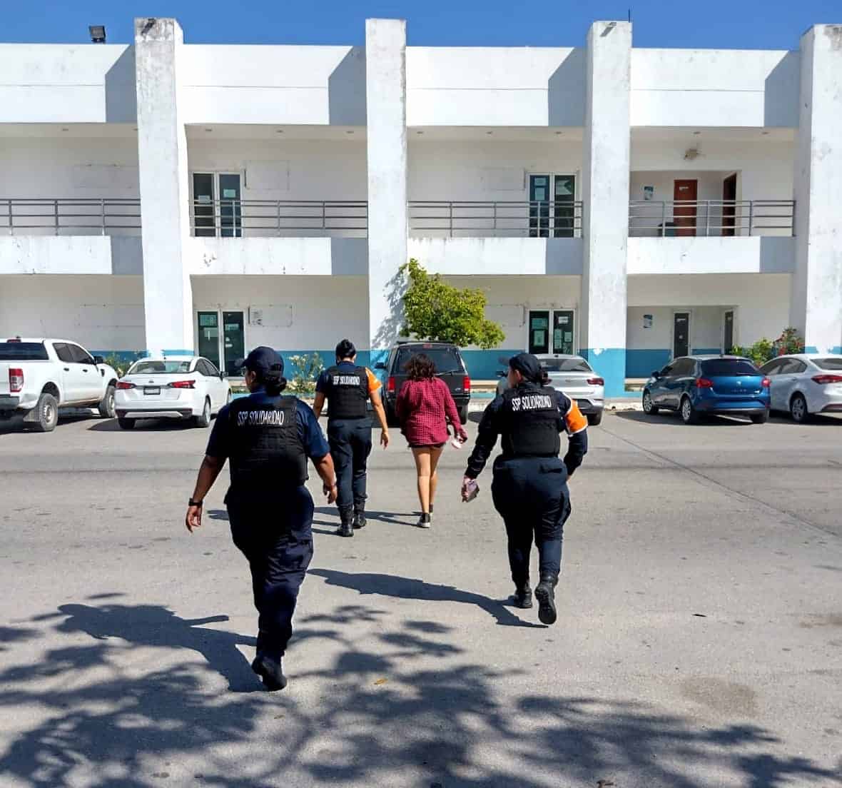 Policías localizan a niña desaparecida en Solidaridad