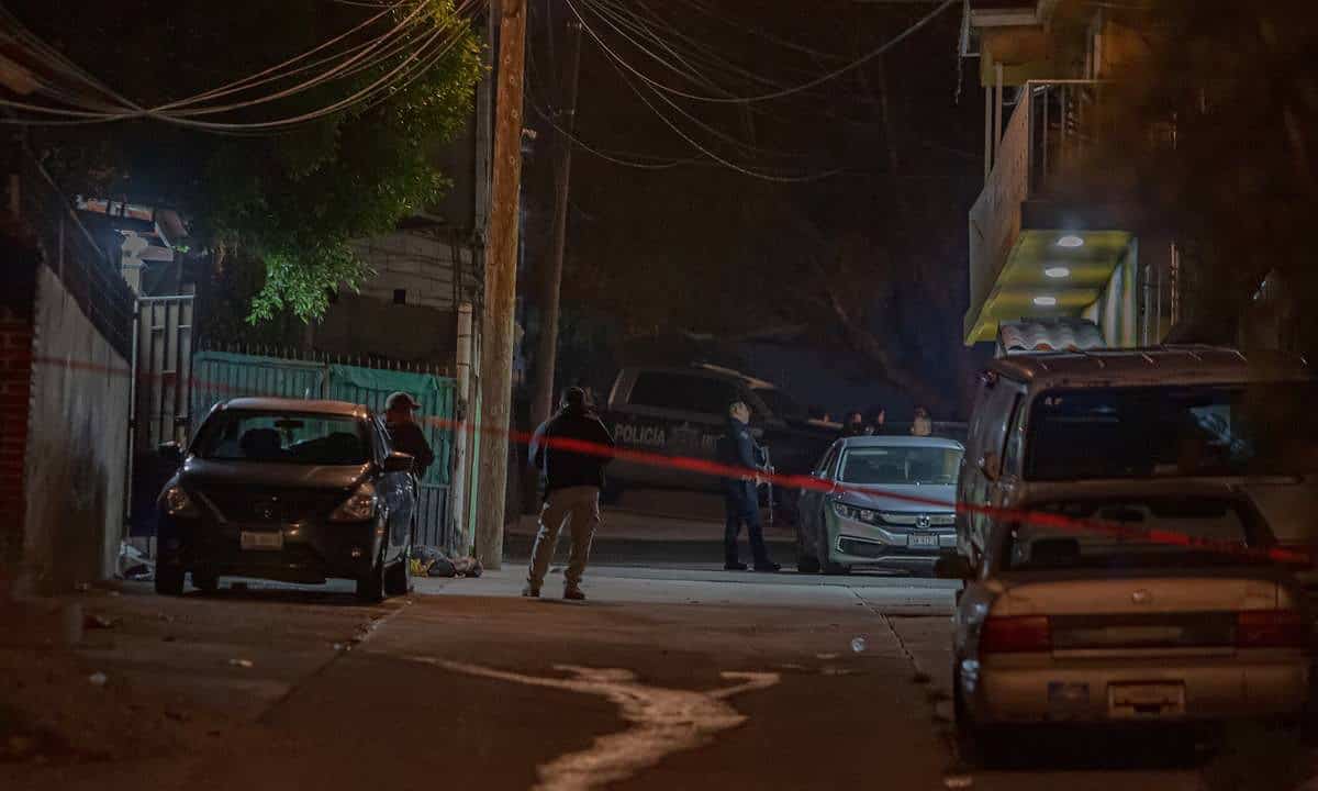 Mujer escucha detonaciones de arma de fuego sin imaginar que su primo fue la víctima