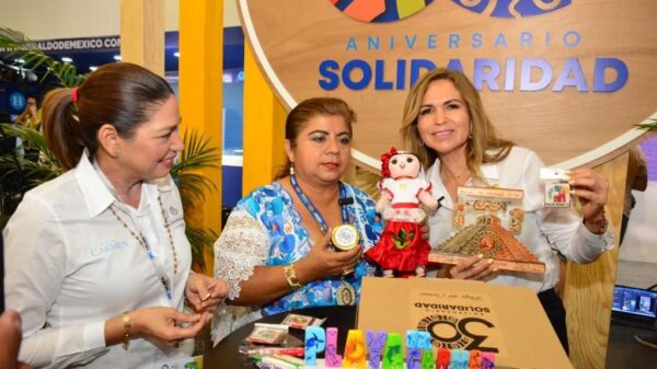 Lili Campos intensifica reuniones productivas en Tianguis Turístico