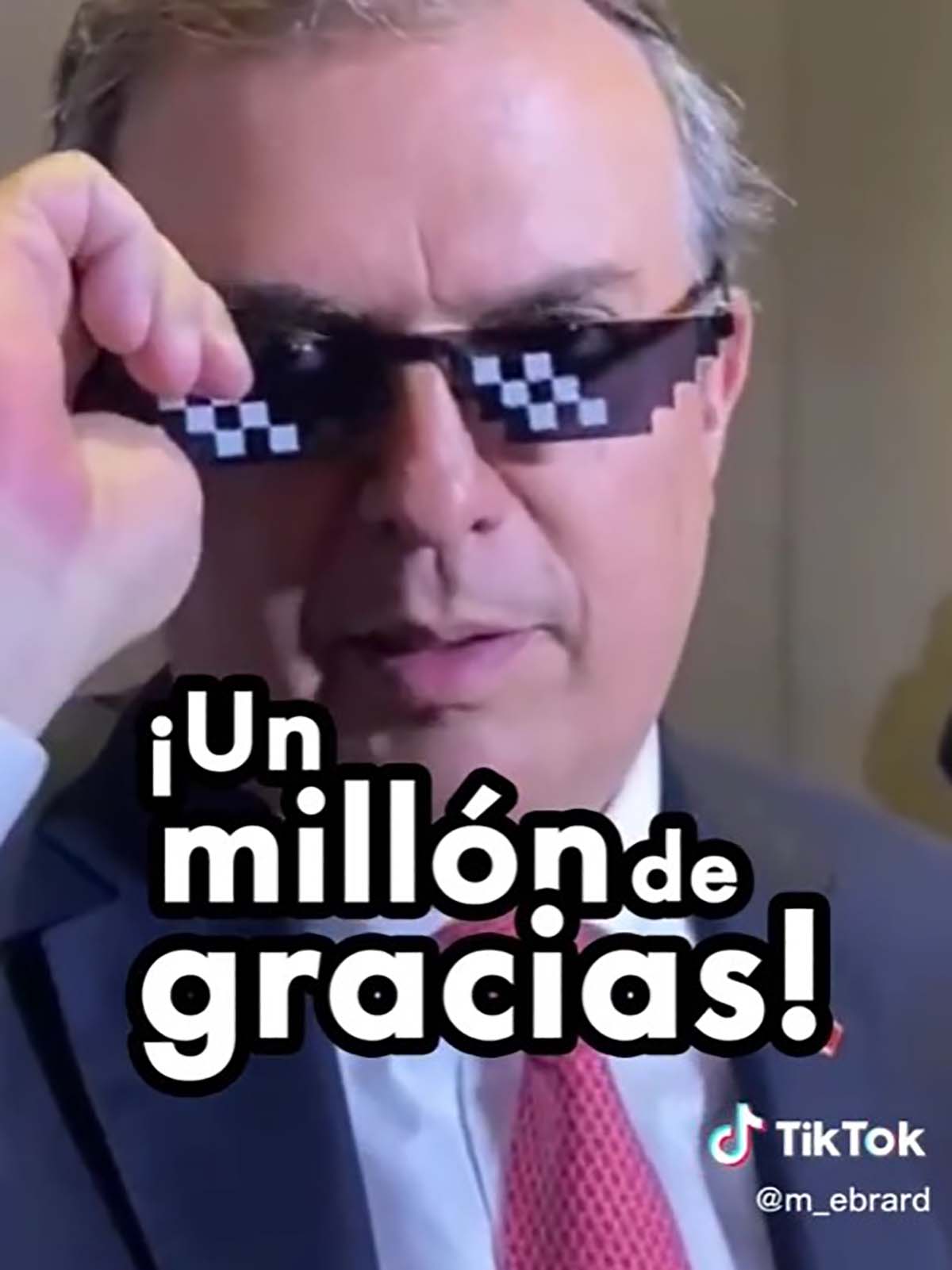 Marcelo Ebrard, rey del TikTok; llegó a un millón de seguidores