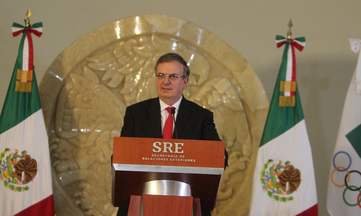 Ebrard viajará a EU para tratar la problemática del fentanilo