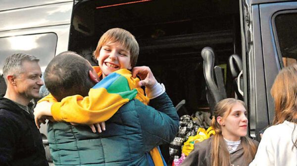 17 niños ucranianos vuelven a casa