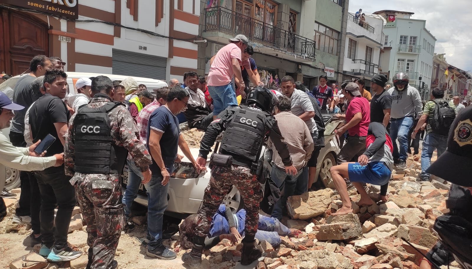 En aumento heridos tras sismo en Ecuador