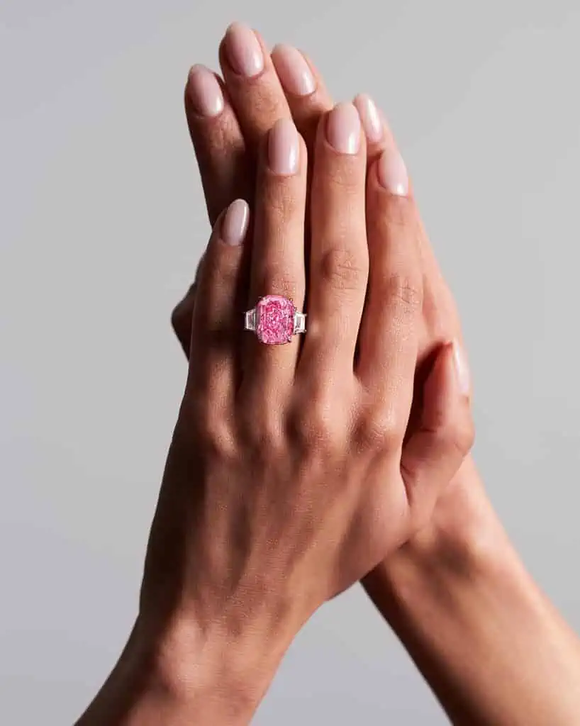 La historia detrás del diamante más rosa del mundo, valuado en 35 mdd