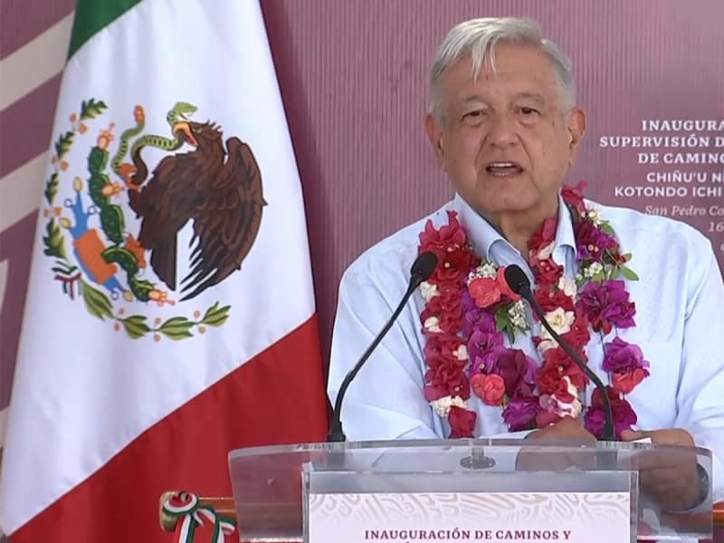 Serán las encuestas las que dicten quién va como candidato o candidata presidencial de Morena: AMLO