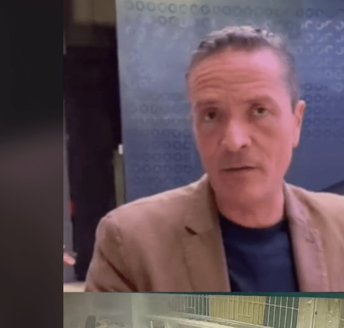 Paco Zea, crítica al sistema migratorio mexicano y a sus funcionarios