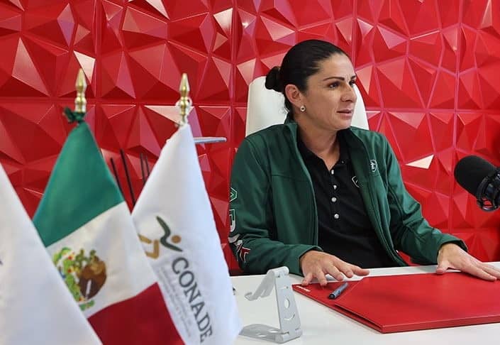 Critican ortografía de Ana Guevara al responder a Faitelson