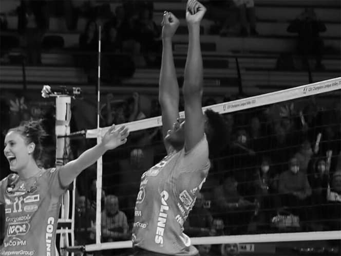 Jugadora italiana de Voleibol muere al caer de un sexto piso en Turquía