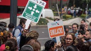 Una persona muere tras simulacro en CDMX