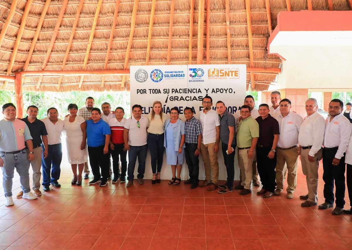 Reconoce Lili Campos labor de educadoras de Solidaridad en su día