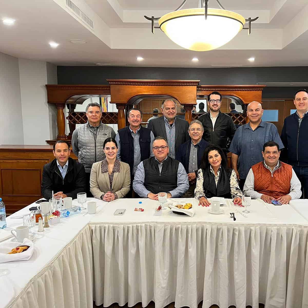 Alberto Capella se reunió con el Grupo Minarete para establecer un diálogo acerca de los temas urgentes que aquejan a la ciudad de Tijuana