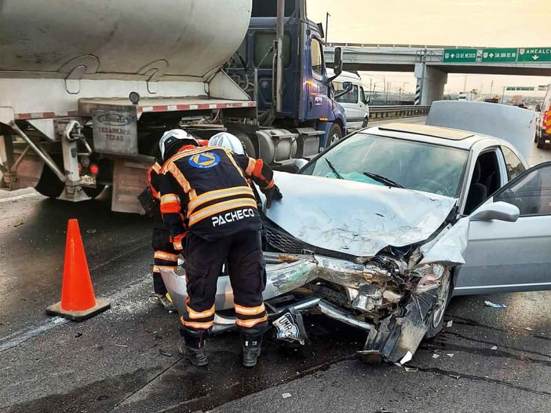 Aparatoso accidente en la México-Querétaro deja 6 heridos