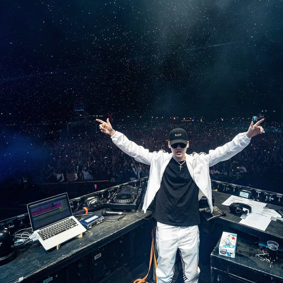 Gran éxito el primer concierto de Bizarrap