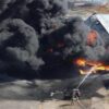 Movilización de bomberos y protección civil por incendio de bodega en Querétaro