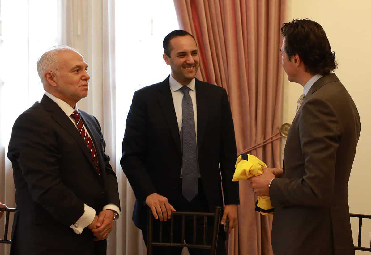 Renuncia Carlos Holguín al gobierno de Lasso