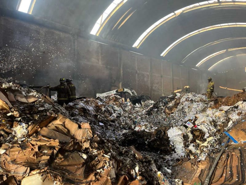 Reubicarán a 356 locatarios afectados por el incendio de la Central de Abasto