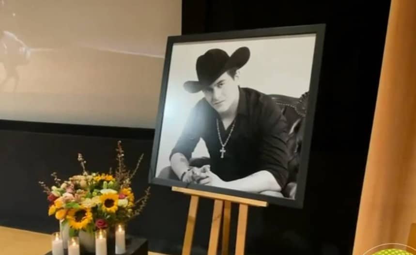 Julián Figueroa es homenajeado en premier de película