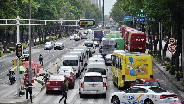 Lanzarán concurso para reemplazar microbuses en CDMX