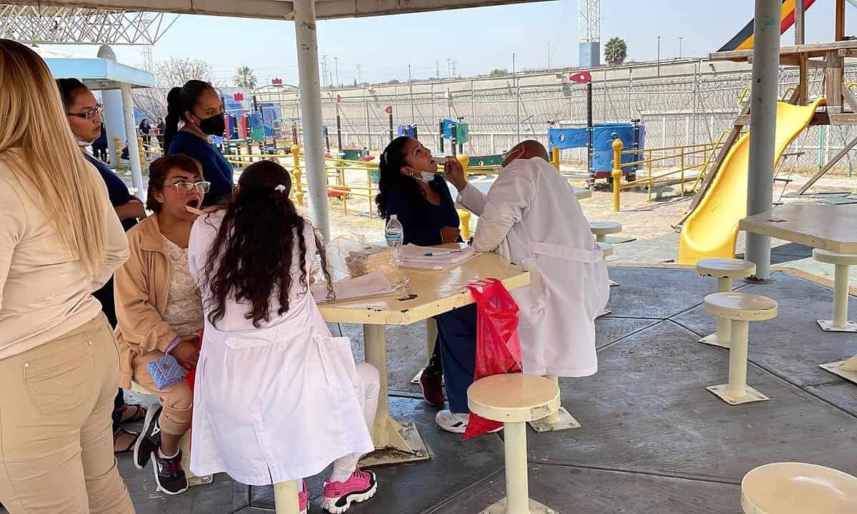 Aplican más de 15 mil vacunas en centros penitenciarios de la CDMX