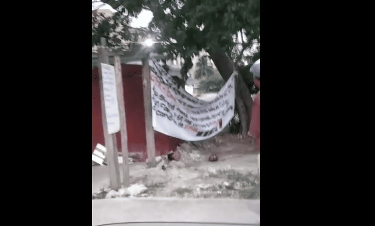 En ausencia de la autoridad dejan 3 cabezas humanas y narcomanta frente a la Guarnición Militar de Cancún